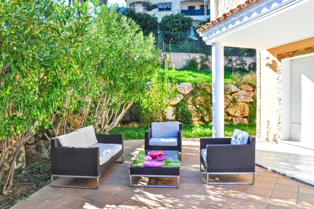 Aba Villa